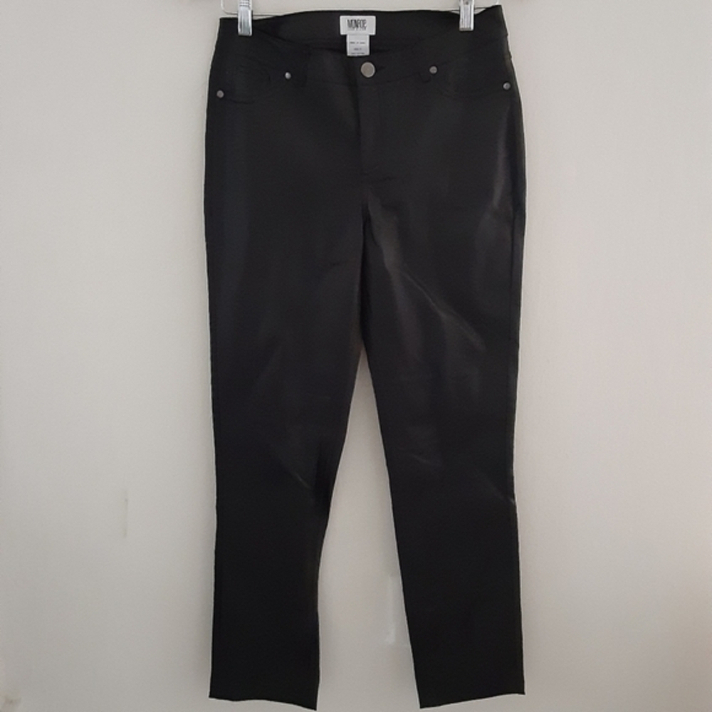 Monroe& Main faux leather skinny Jean's size 6
